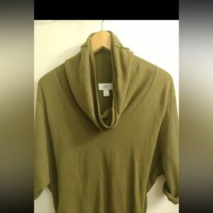 ANN TAYLOR Loft Small Olive Loose style Ribbed Knit Sweater Top EUC